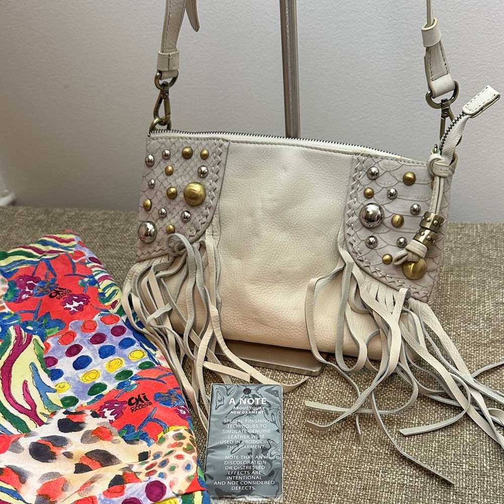 Elegant Cream Fringe Shoulder Bag